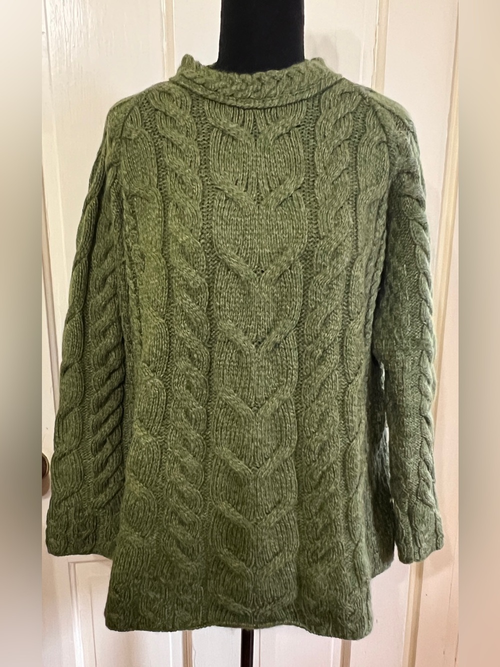Aran Sweater Market Super Soft Luxury Cable Knit Aran XL - Picture 2 of 10